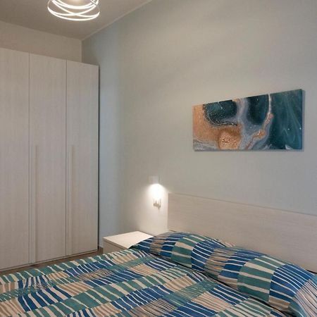 Antica Dogana Apartments Maestrale แตร์ราชินา ภายนอก รูปภาพ
