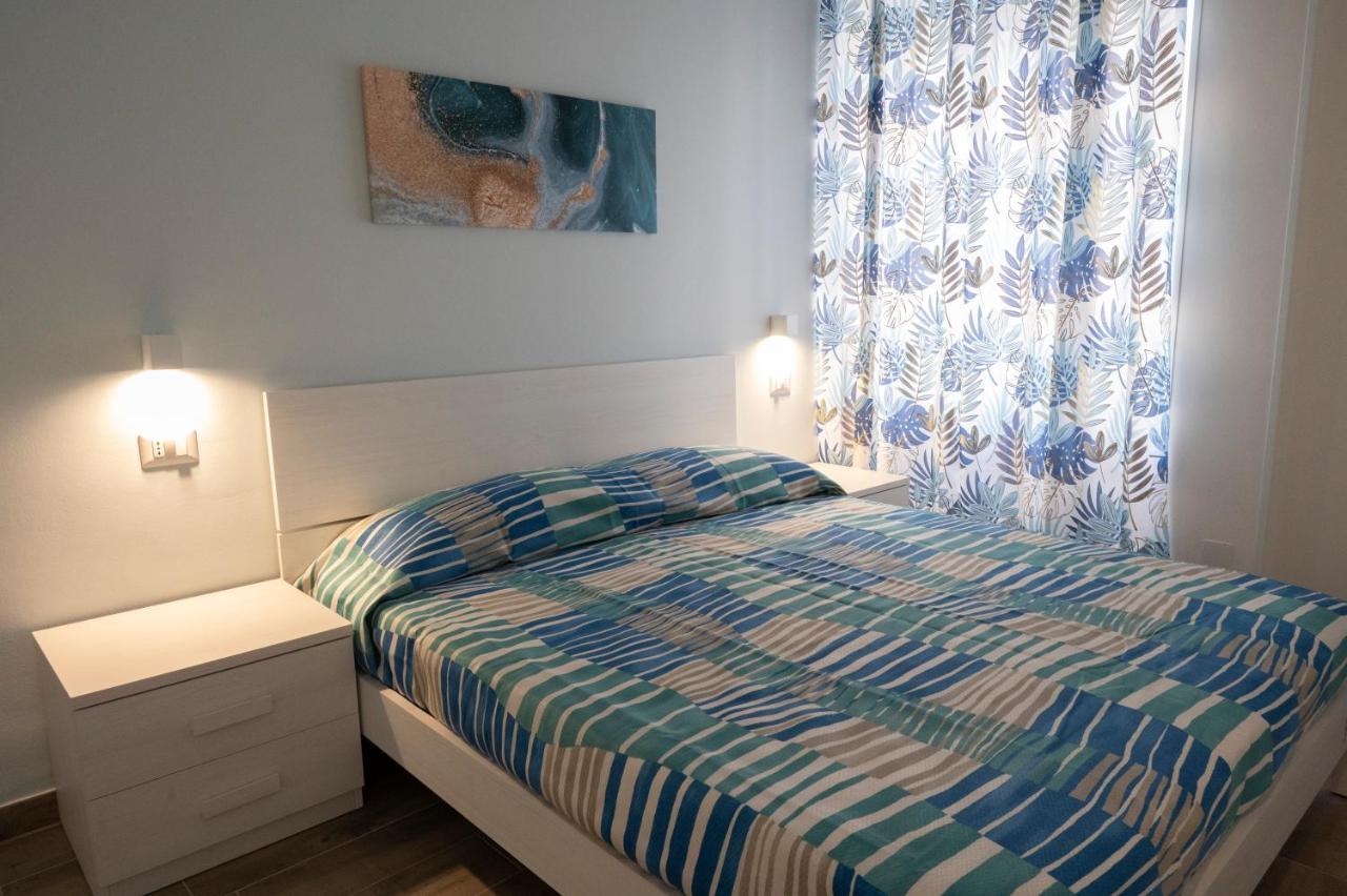 Antica Dogana Apartments Maestrale แตร์ราชินา ภายนอก รูปภาพ